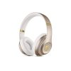 אוזניו beats studio wireless metallic collection GOLD של דוקטור דרה במהדורה מוגבלת.