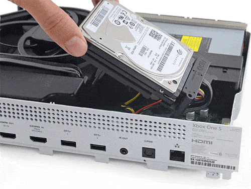 החלפת-כונן-פנימי-ל1-טרה-לאקס-בוקס-וואן